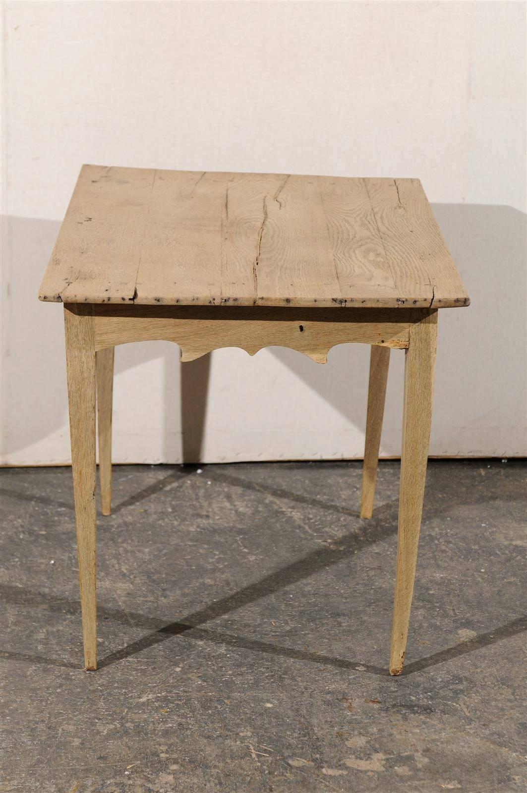 French Early 19th Century Side Table with a Single Drawer and Tapered Legs 3