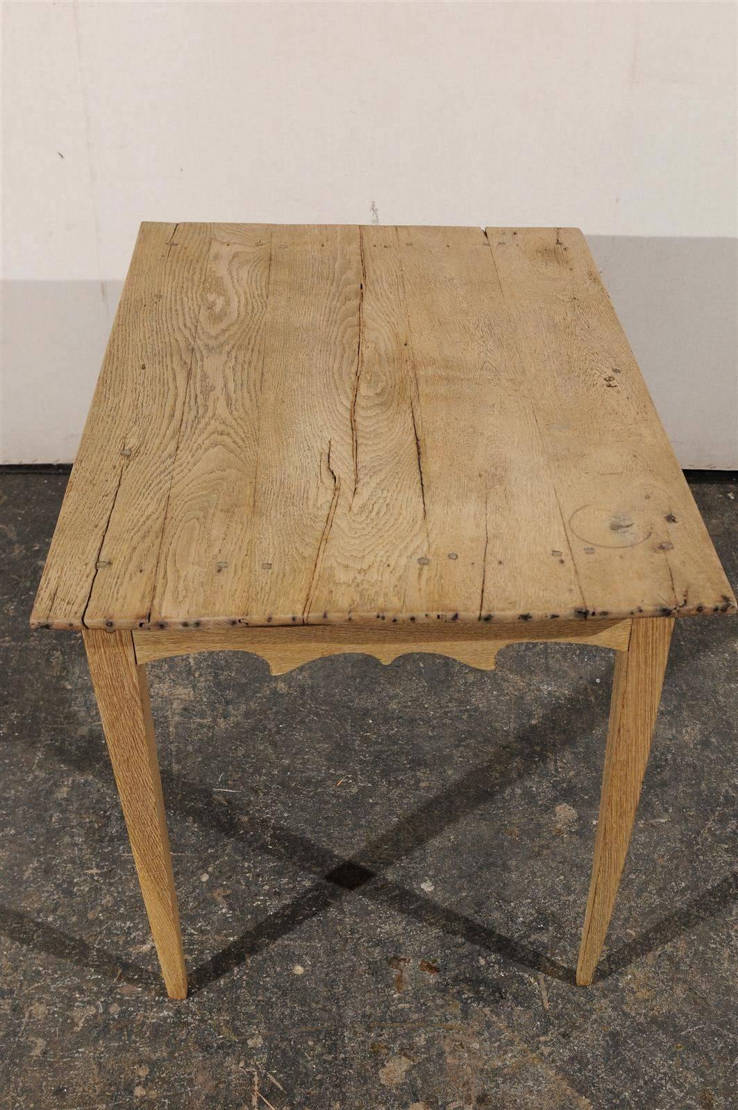 French Early 19th Century Side Table with a Single Drawer and Tapered Legs 5