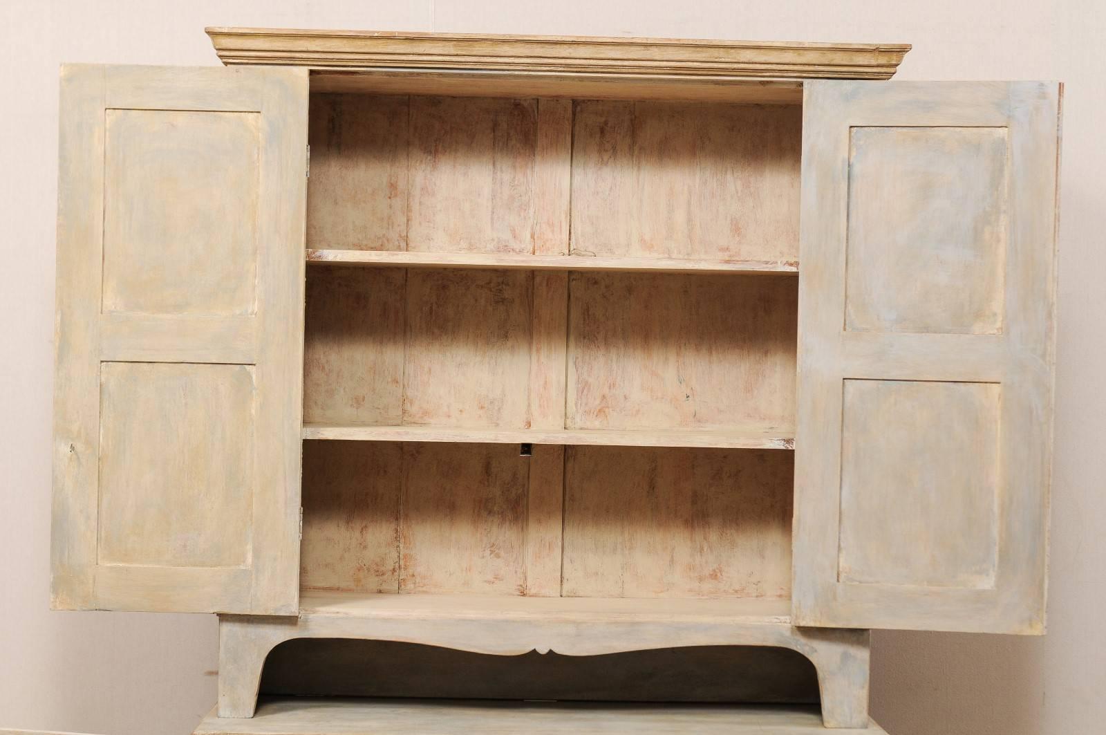 Swedish Mid-19th Century Painted Wood Cabinet with Ample Shelves and Storage For Sale 2