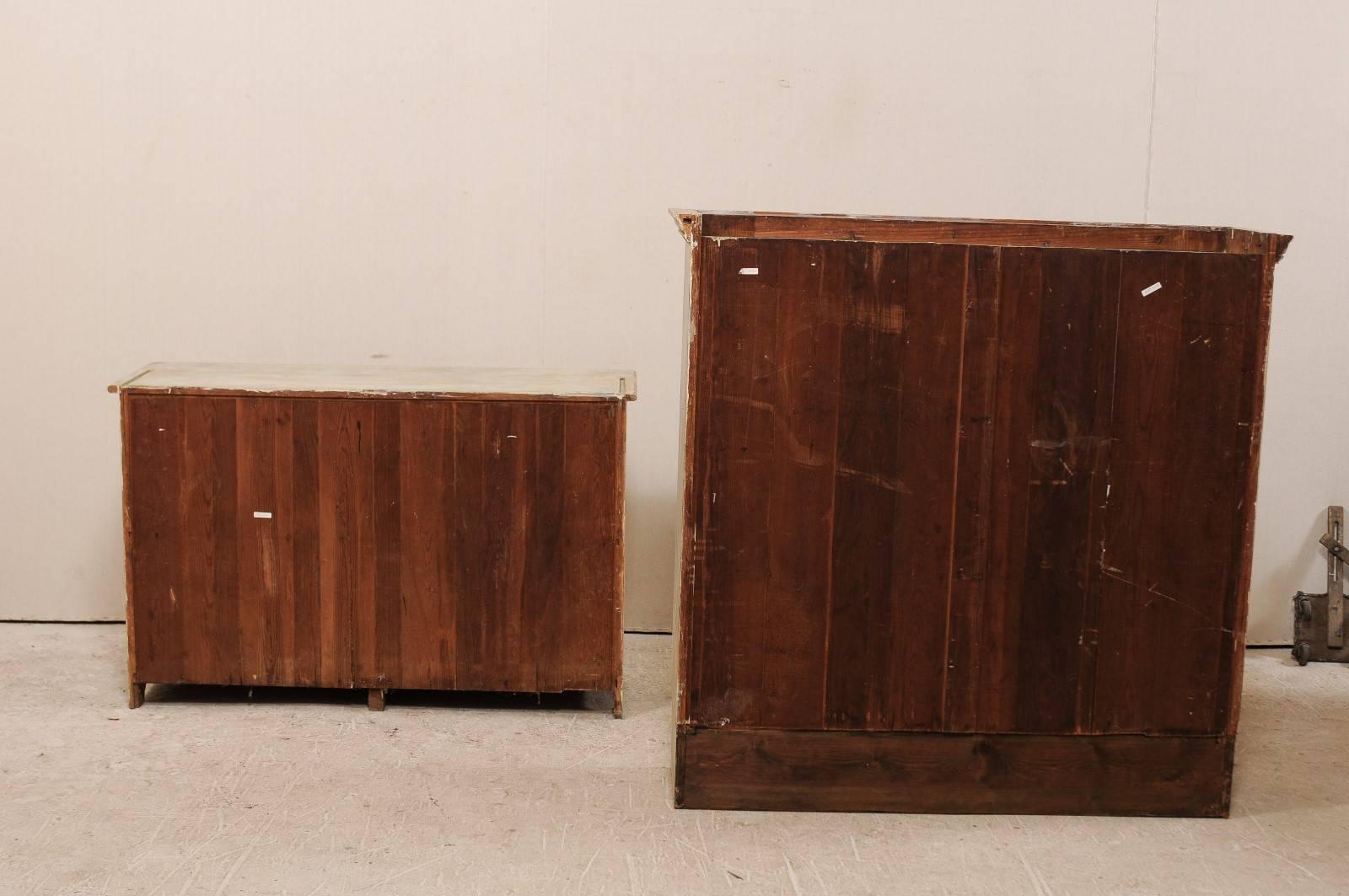 Schwedischer Schrank aus bemaltem Holz mit Ablageböden und Aufbewahrungszwecken, Mitte des 19. Jahrhunderts im Angebot 6