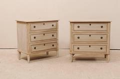 Pair of Swedish Painted Chest of Drawers with Light Grey and Neutral Taupe Tones