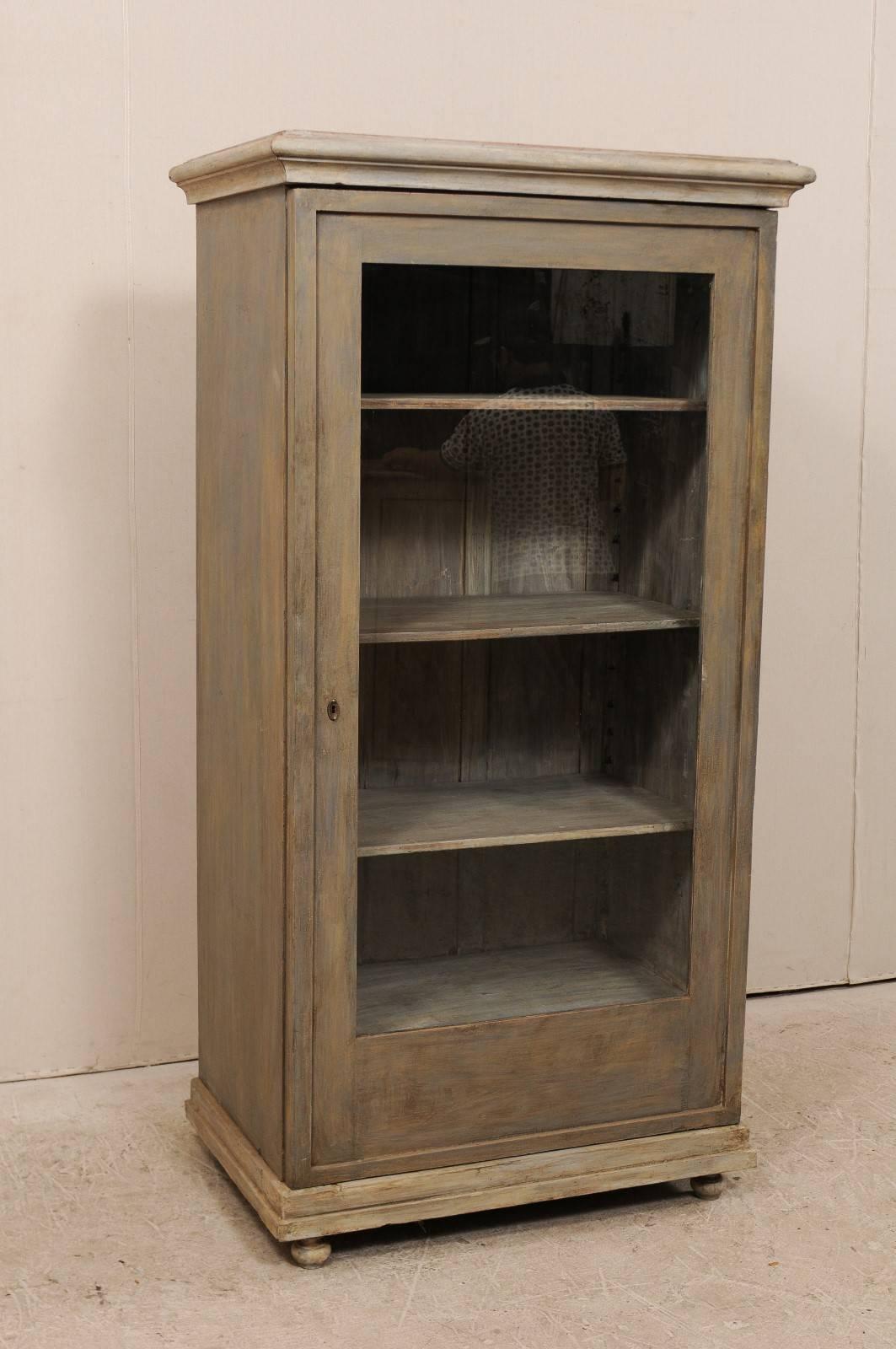 European Painted Wood Vitrine or Cabinet with Glass Front and Adjustable Shelves In Good Condition In Atlanta, GA