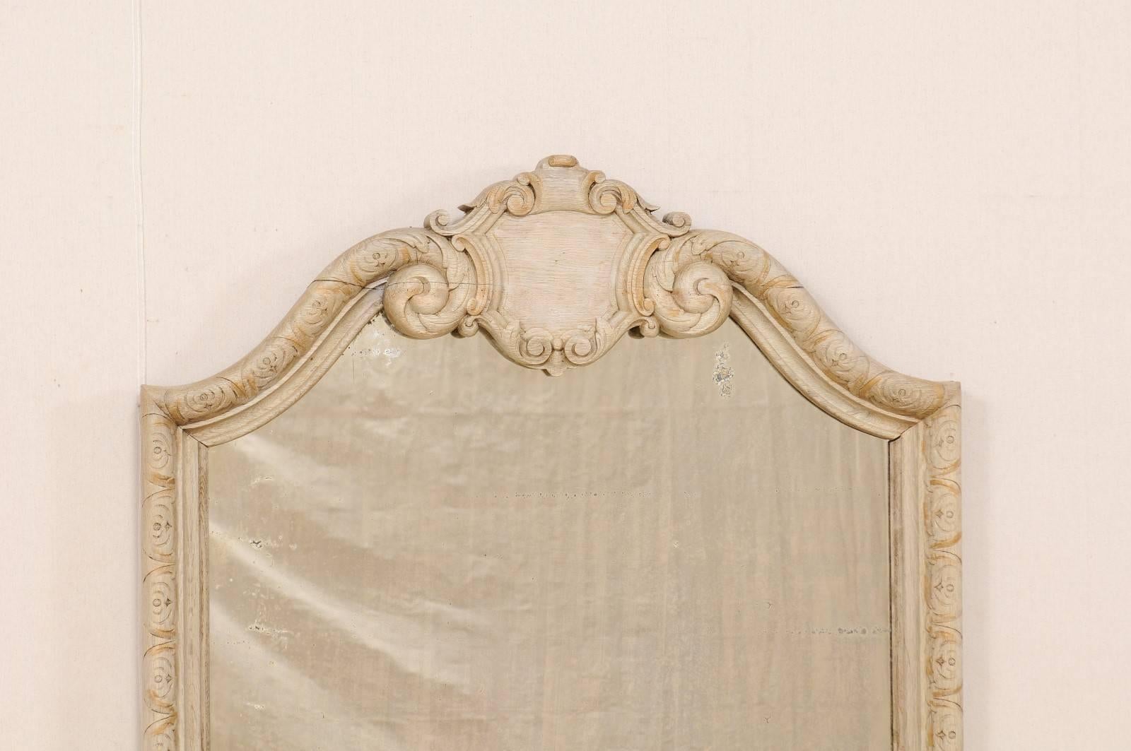 Italian 19th Century Wood Mirror with Carved Egg and Dart, Scrolls and Cartouche In Good Condition In Atlanta, GA