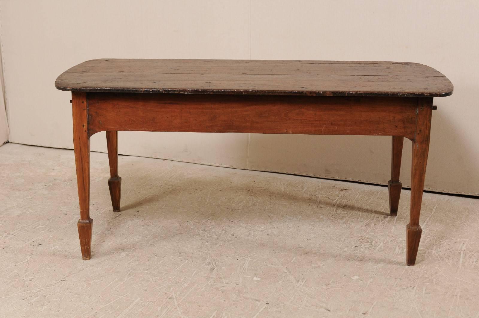 Early 20th Century Brazilian Peroba Wood Table with Two Drawers and Spaded Feet 3