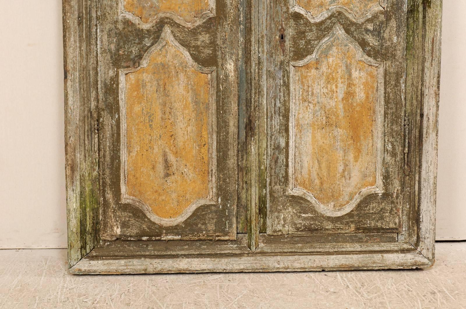 Pair of Italian 18th Century Doors in Original Casing with Grey and Beige Tones In Good Condition In Atlanta, GA
