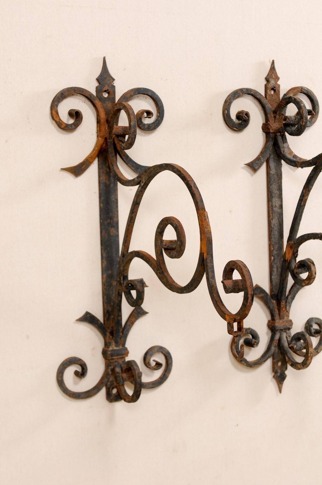 Pair of Italian, 19th Century Iron Scroll-Shaped Hangers with Great Patina For Sale 3