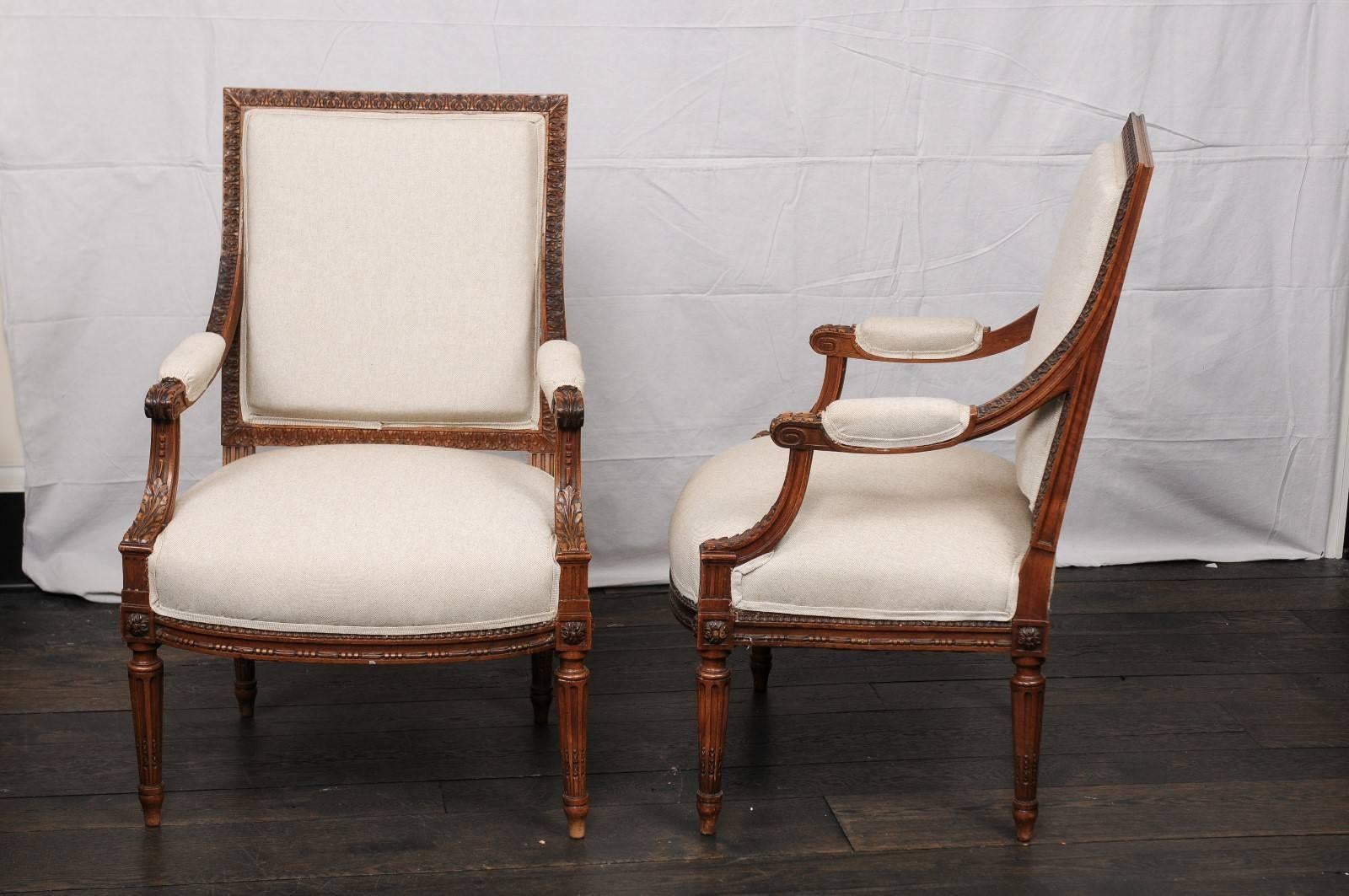 Pair of Mid-20th Century French Louis XVI Style Armchairs of Carved Wood 4