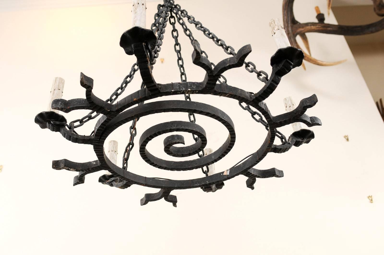 French Forged Iron Spiral Six-Light Circular Chandelier from the 1950s 1