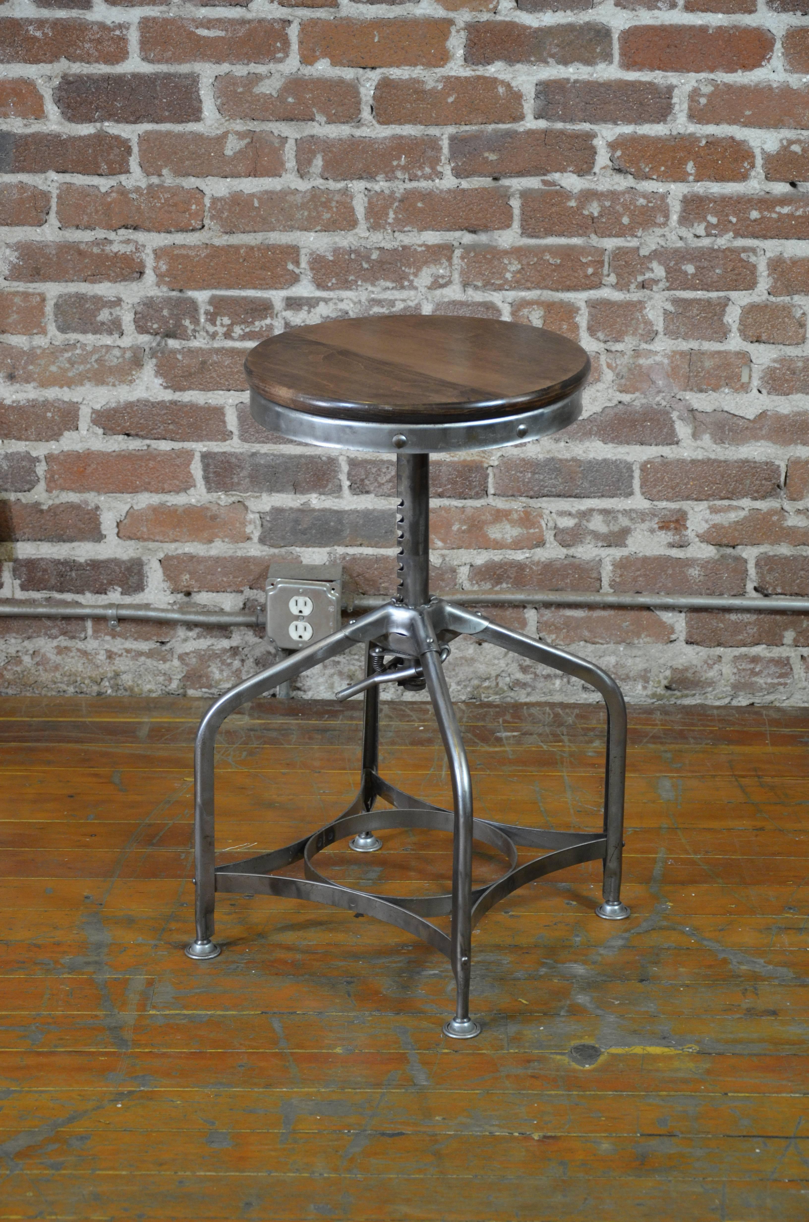 Set of 60 Toledo Lab Stools In Excellent Condition For Sale In Oakland, CA