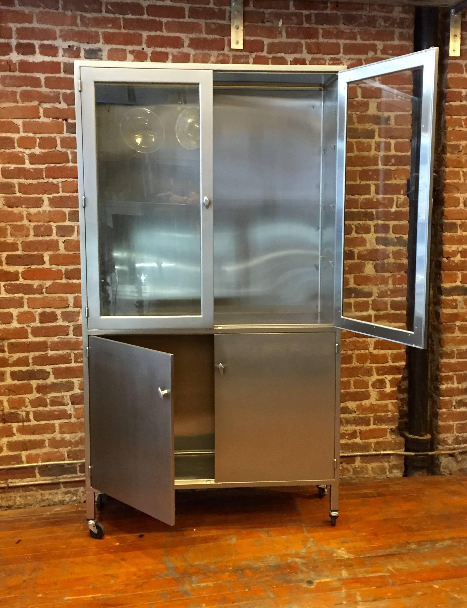 Excellent quality stainless steel cabinet. This large-scale cabinet is perfect for storage and display.