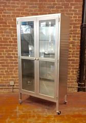 Stainless Steel Medical Lockdown Cabinet