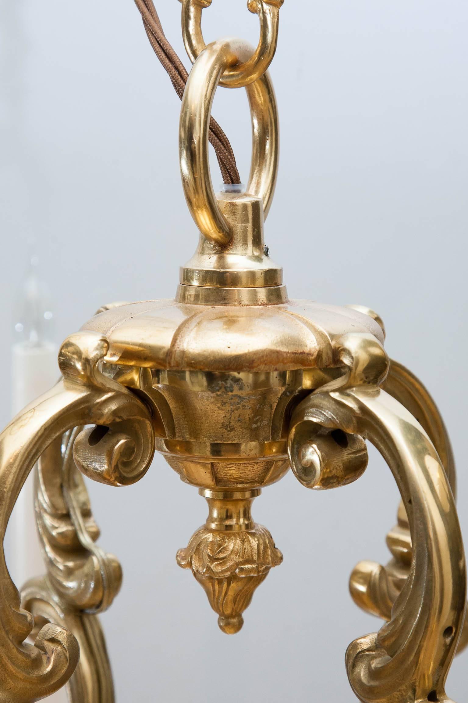 Ormolu Régence Style Gilt Bronze Twelve-Arm Chandelier, France, circa 1880