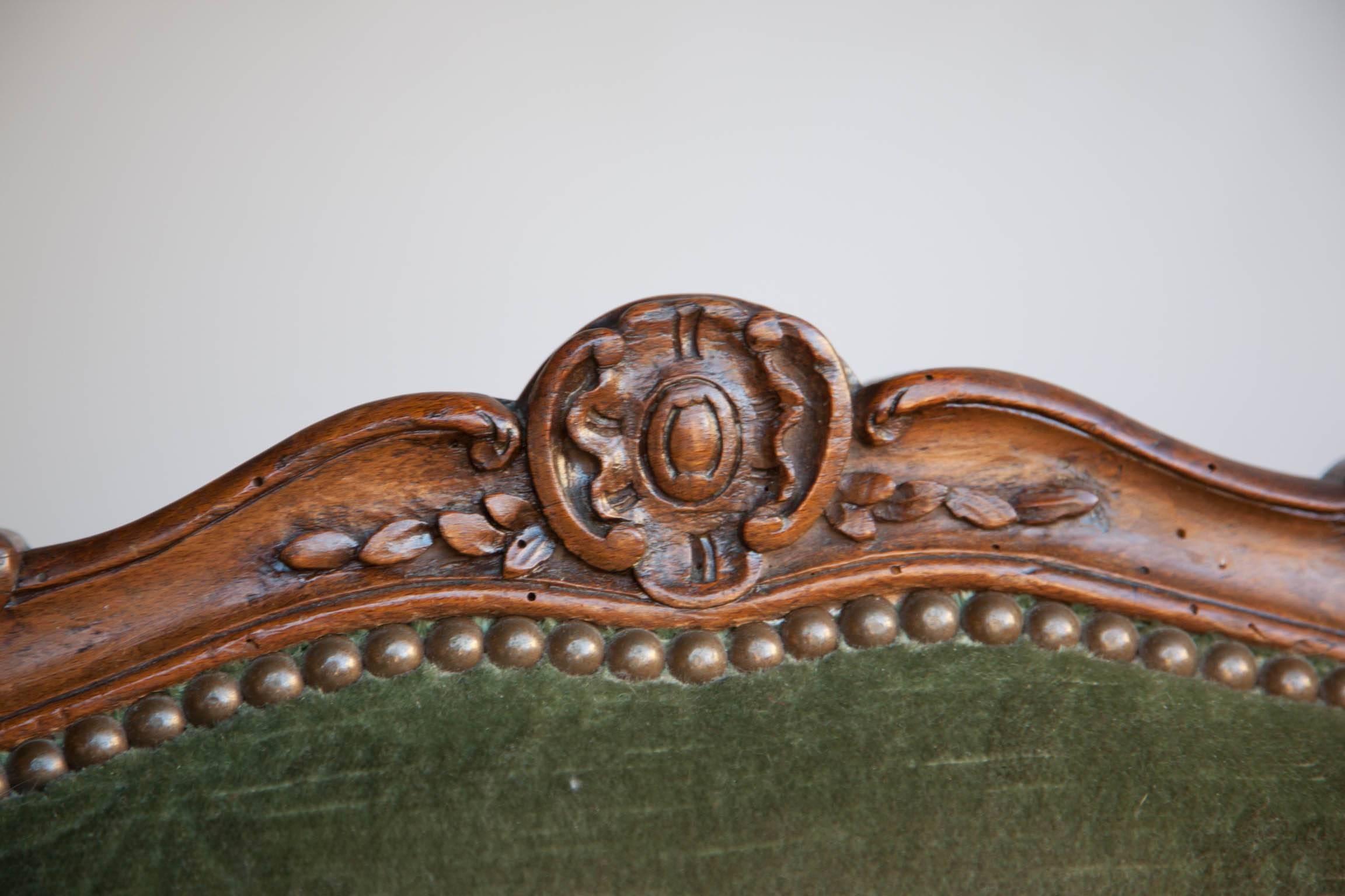 Carved Louis XV Walnut Fauteuil or Open Armchair, Mid-18th Century In Good Condition For Sale In London, GB