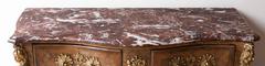 18th Century Rosewood Commode 'À Façade Cintrèe'