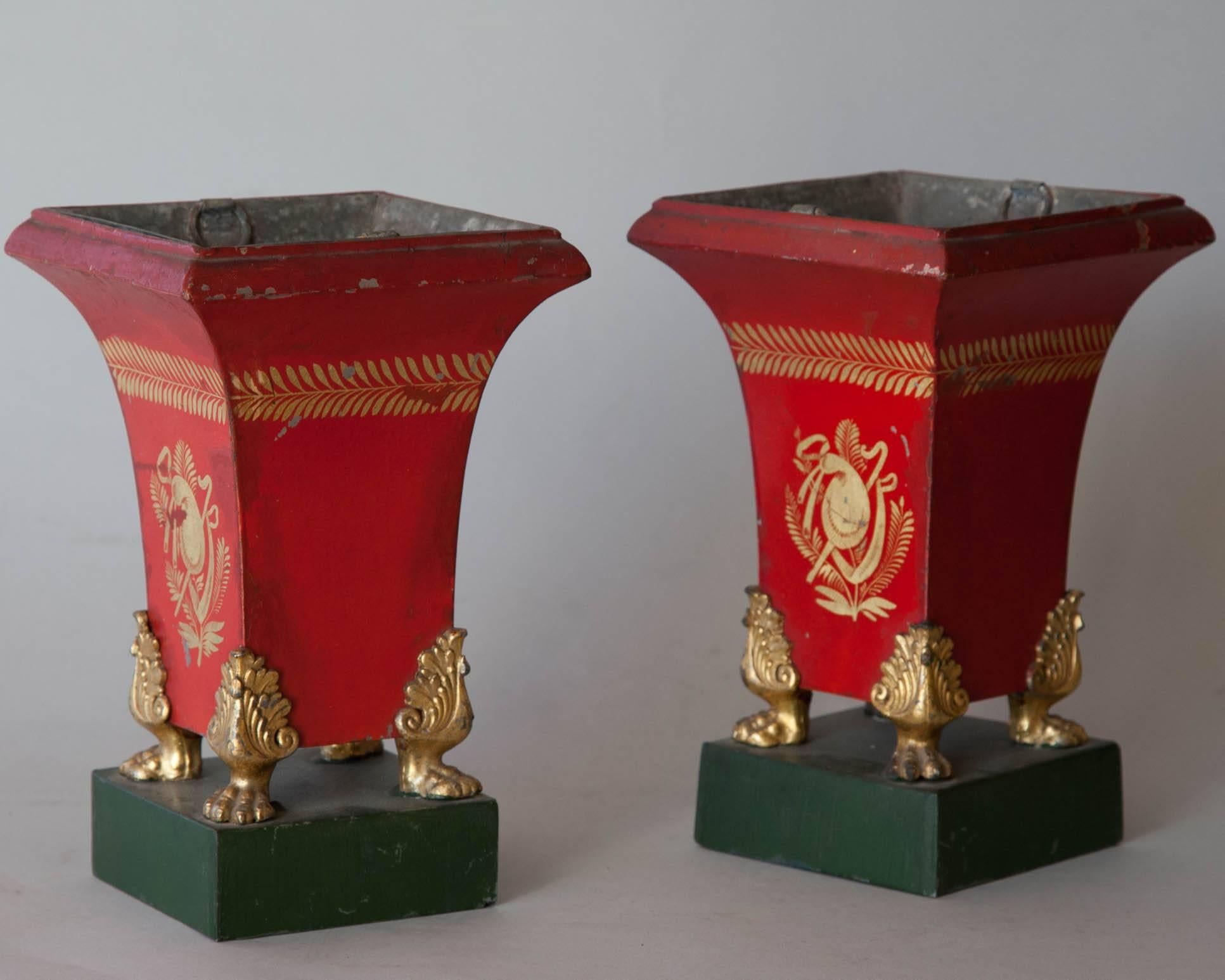 Restauration Pair of Small Early 19th Century Painted and Gilt Tole Ornamental Jardiniere For Sale
