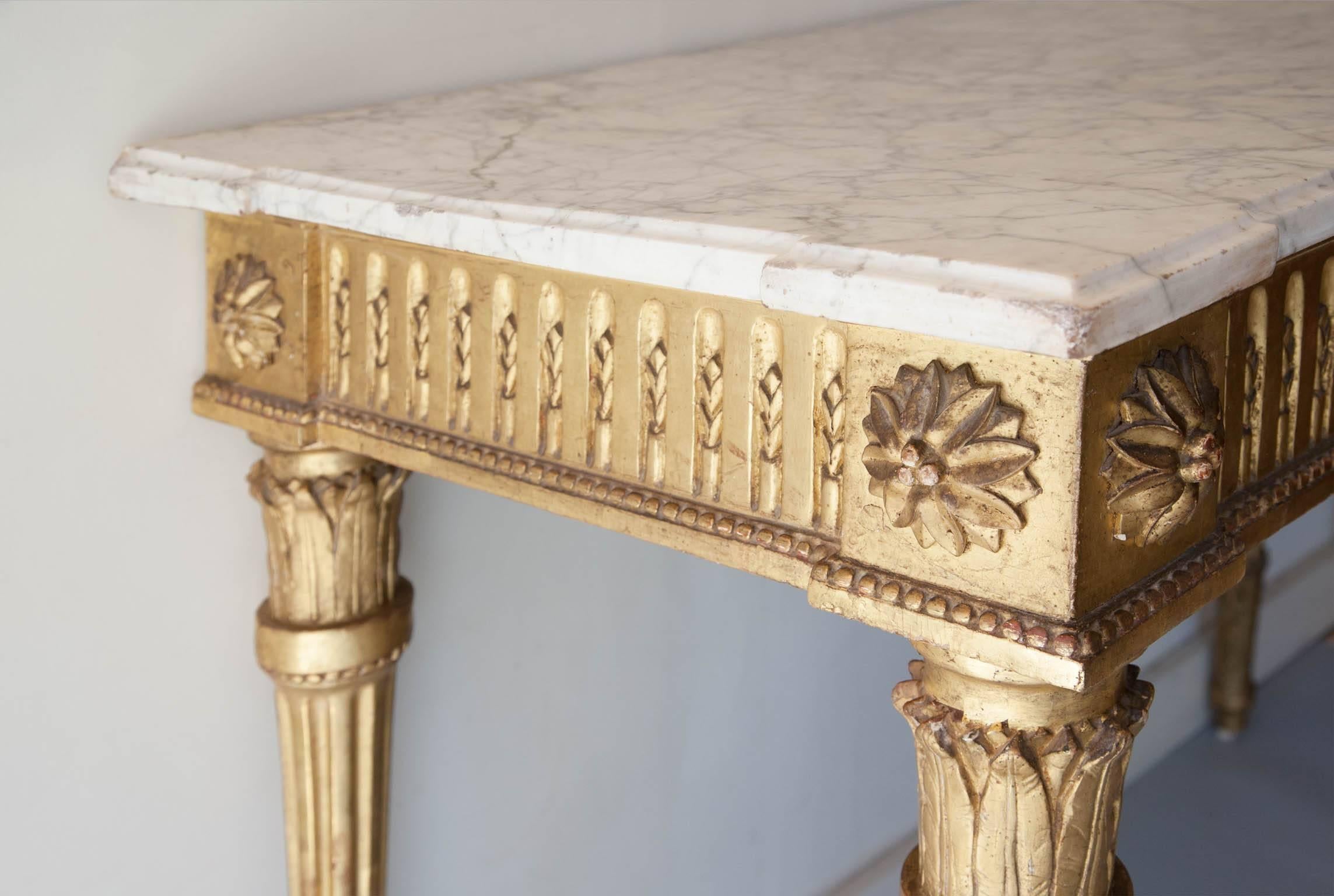 Italian Louis XVI Giltwood Console Table with White Veined Marble Top, Italy, circa 1780