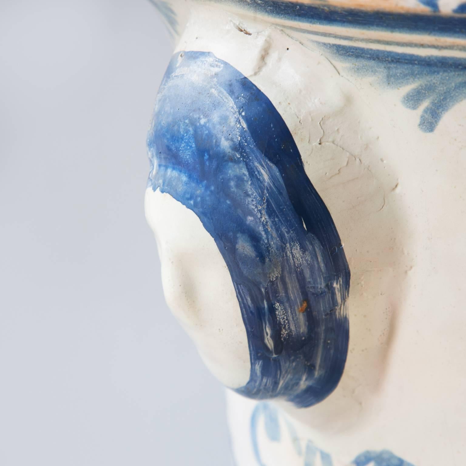 Large Late 18th-Early 19th Century Blue and White Faïence Jardiniere, Rouen For Sale 1