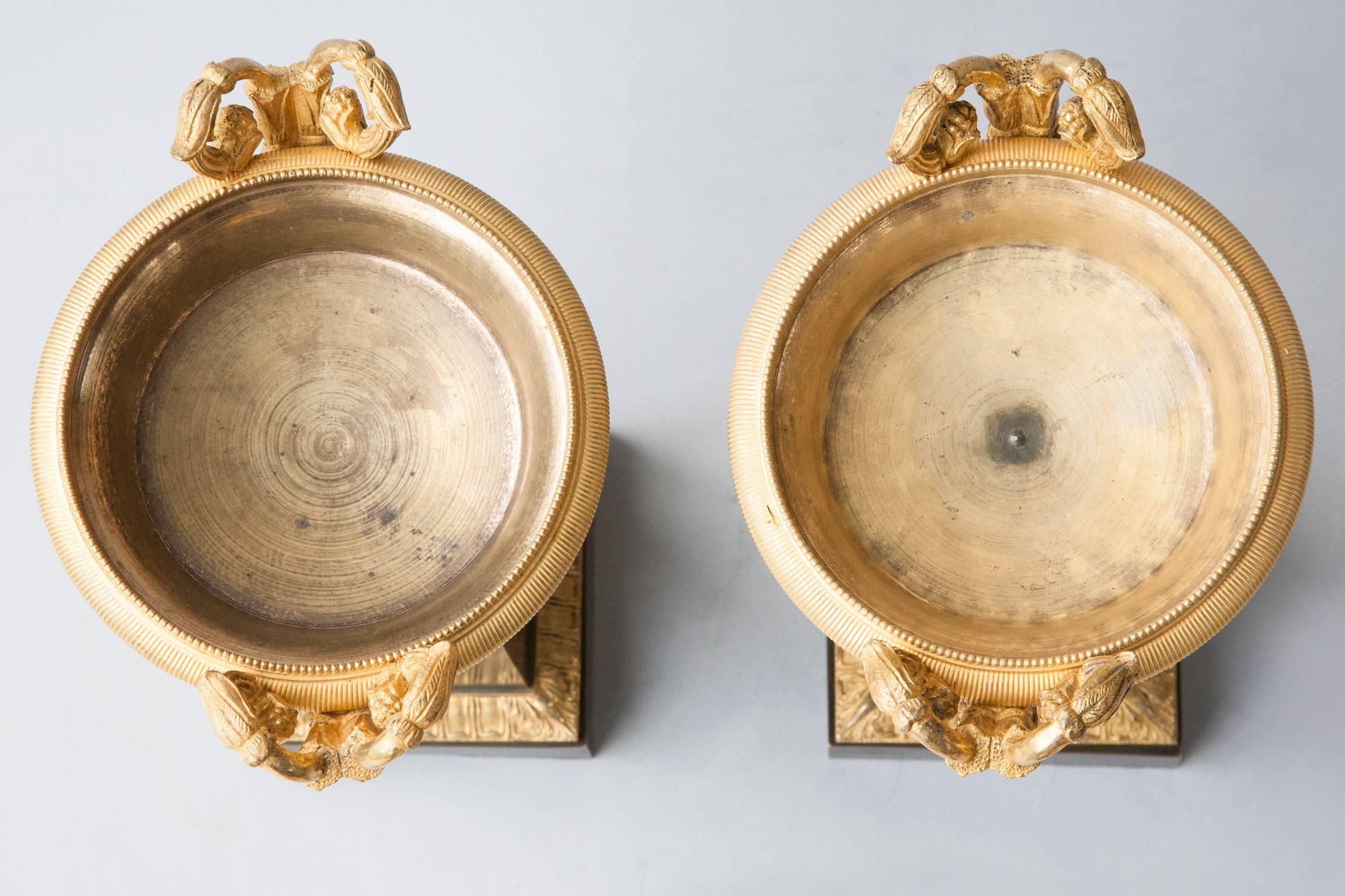 Pair of Restauration Period Gilt and Patinated Bronze Tazza Urns For Sale 1