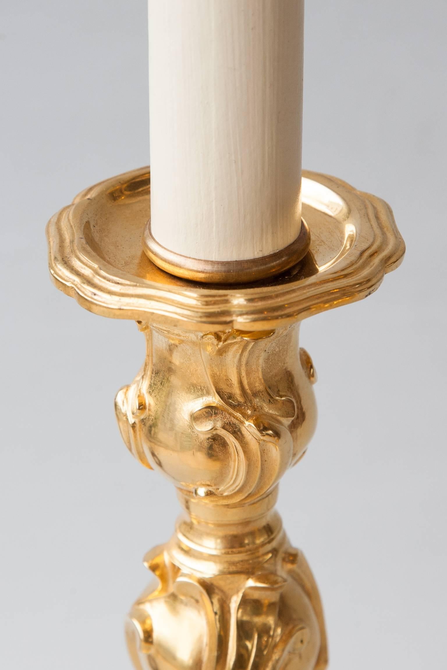 Late 19th Century Louis XV Style Rococo Candlesticks Converted to Table Lamps In Excellent Condition For Sale In London, GB