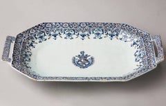 Important Early 18th Century Octagonal Faience Platter or 'Bannette', Rouen