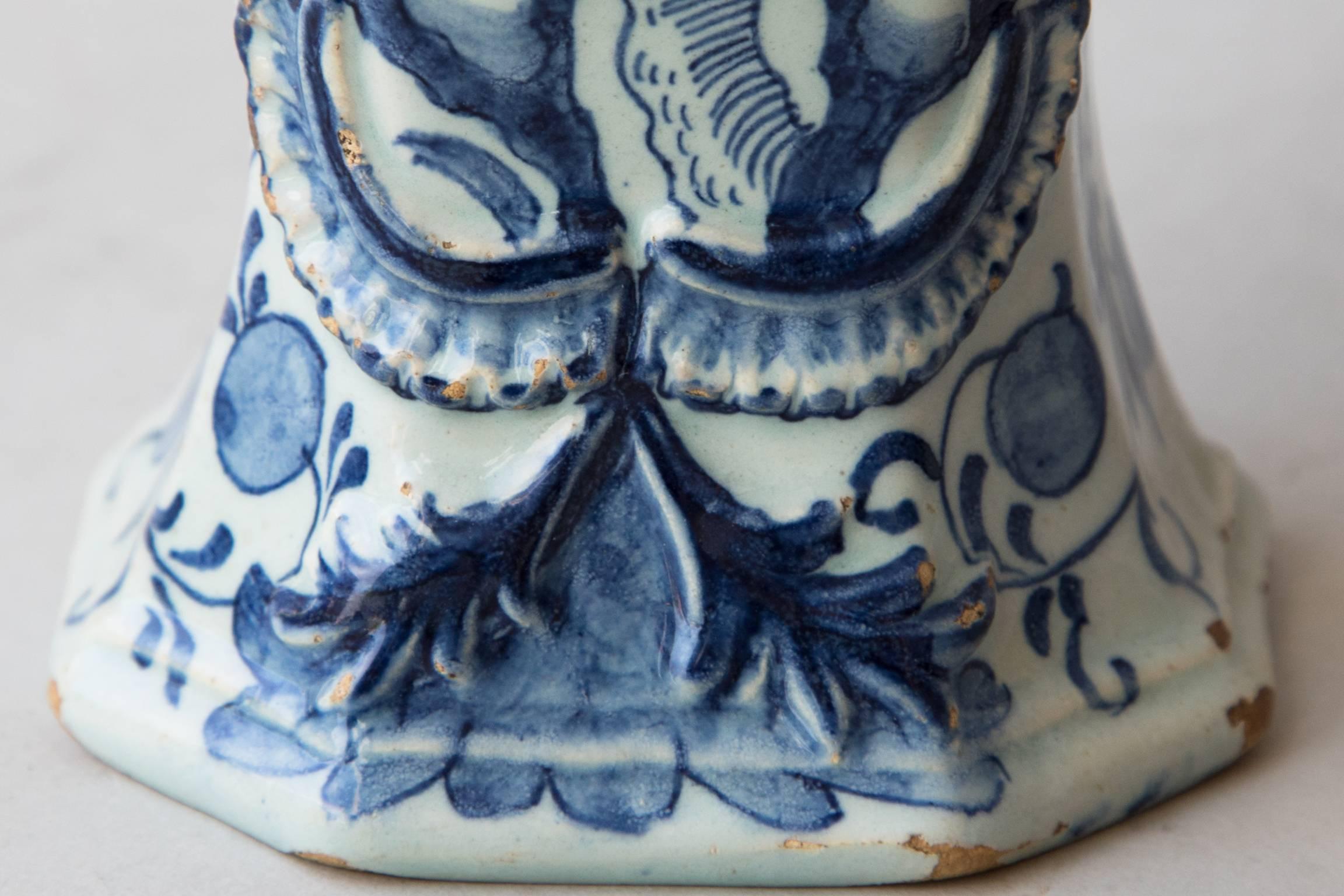 18th Century and Earlier 18th Century Octagonal Baluster Delft Vase For Sale