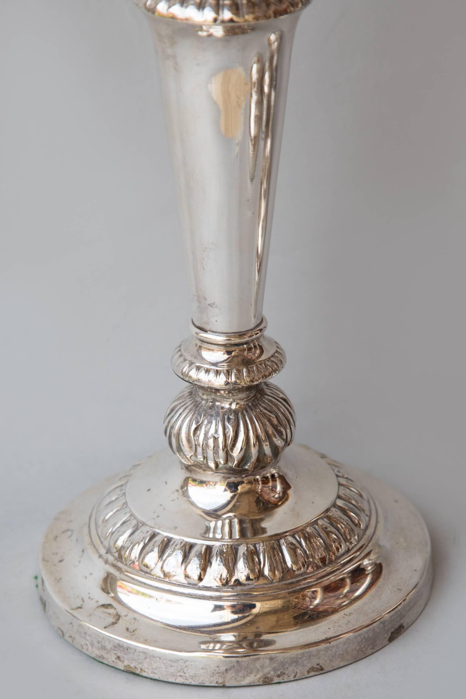 Set of Four English George III Style Sheffield Silver Plate Candlesticks For Sale 1