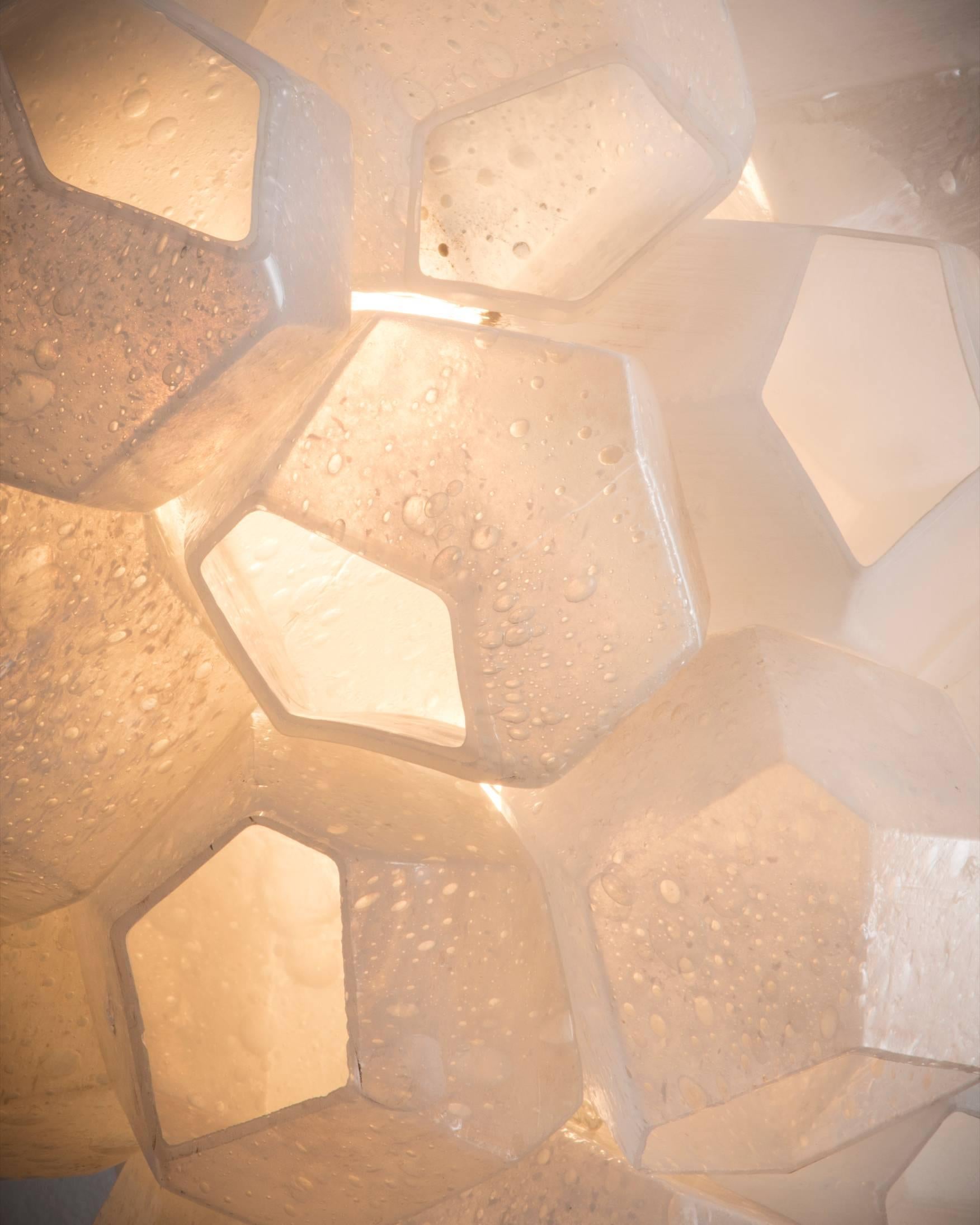 Illuminated Faceted Cluster Sculpture by Jeff Zimmerman, 2015 In Excellent Condition In New York, NY