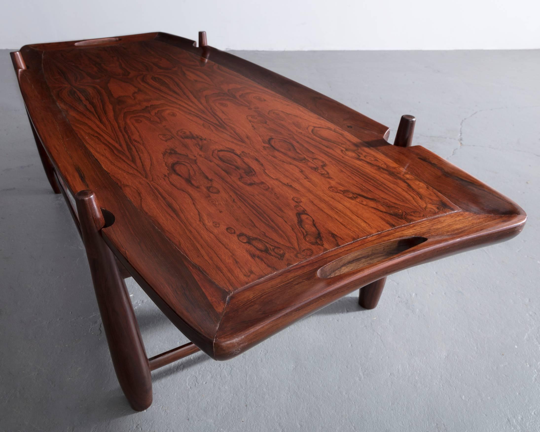 Arimello coffee table with handles in jacaranda and a solid jacaranda frame. Designed by Sergio Rodrigues, Brazil, 1958.