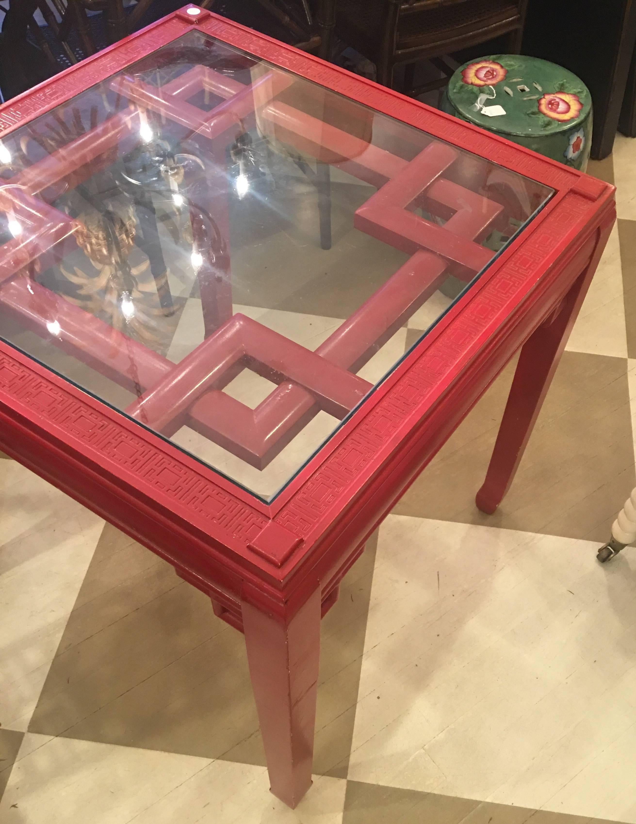 Midcentury American Chinese Chippendale Style Red Lacquered Square Table In Good Condition In Southampton, NY