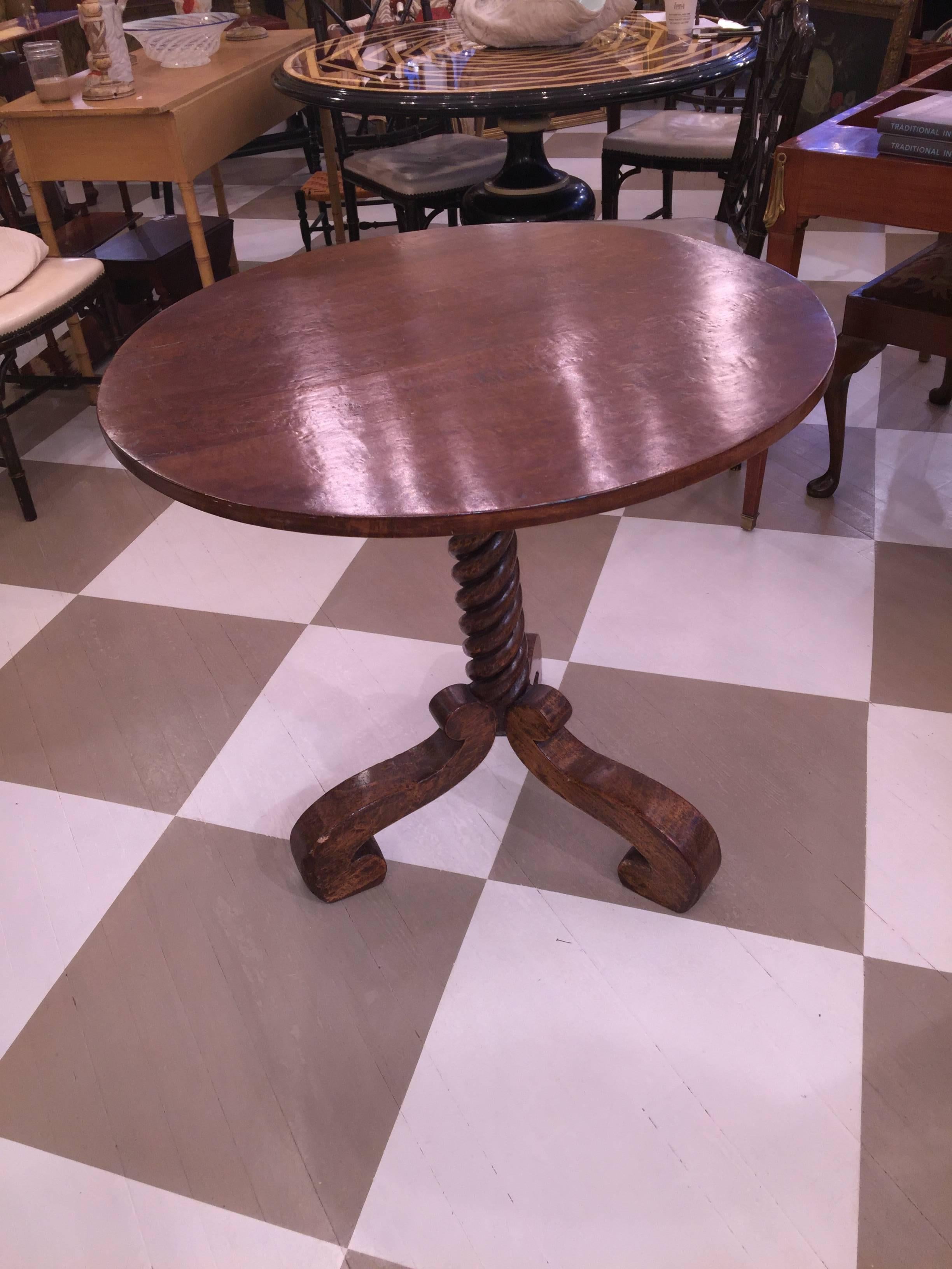 19th century English rope twist pedestal plum pudding mahogany table