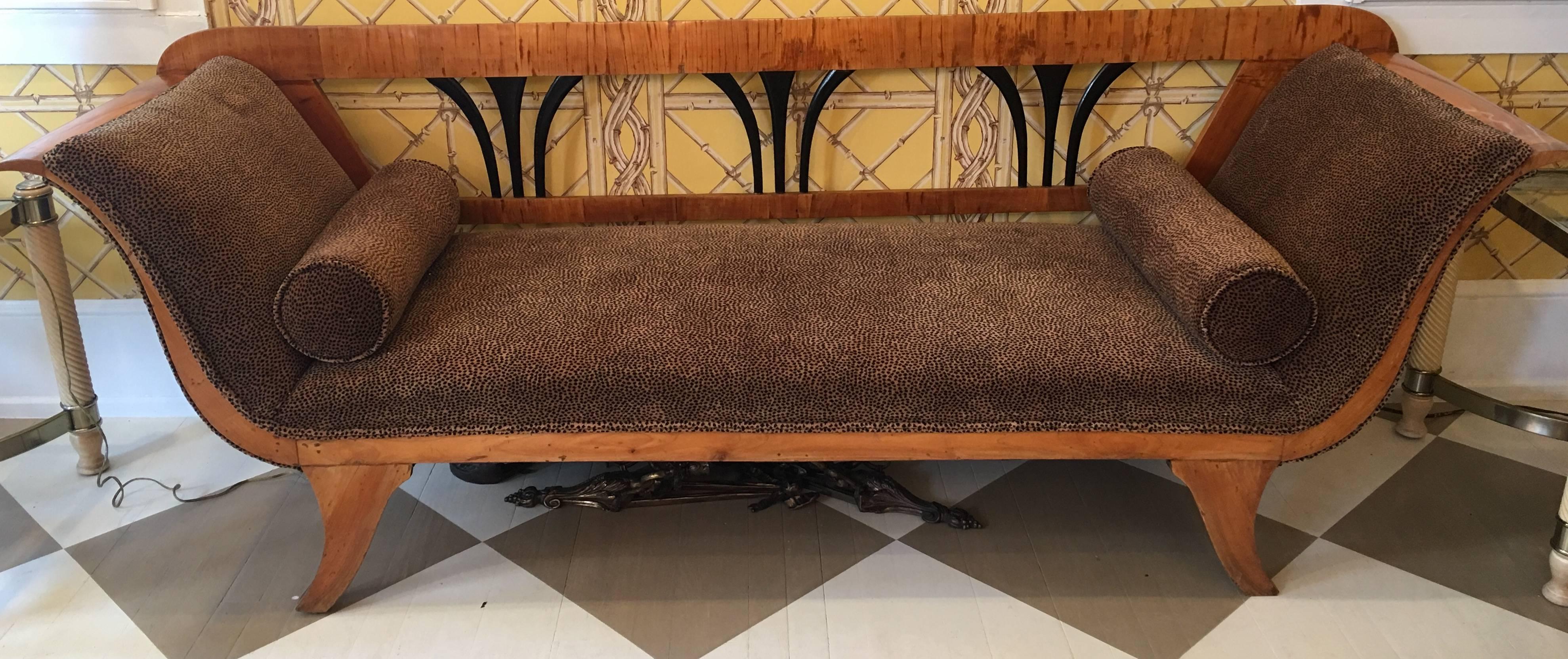 19th Century Austrian Biedermeier Sofa In Excellent Condition For Sale In Southampton, NY