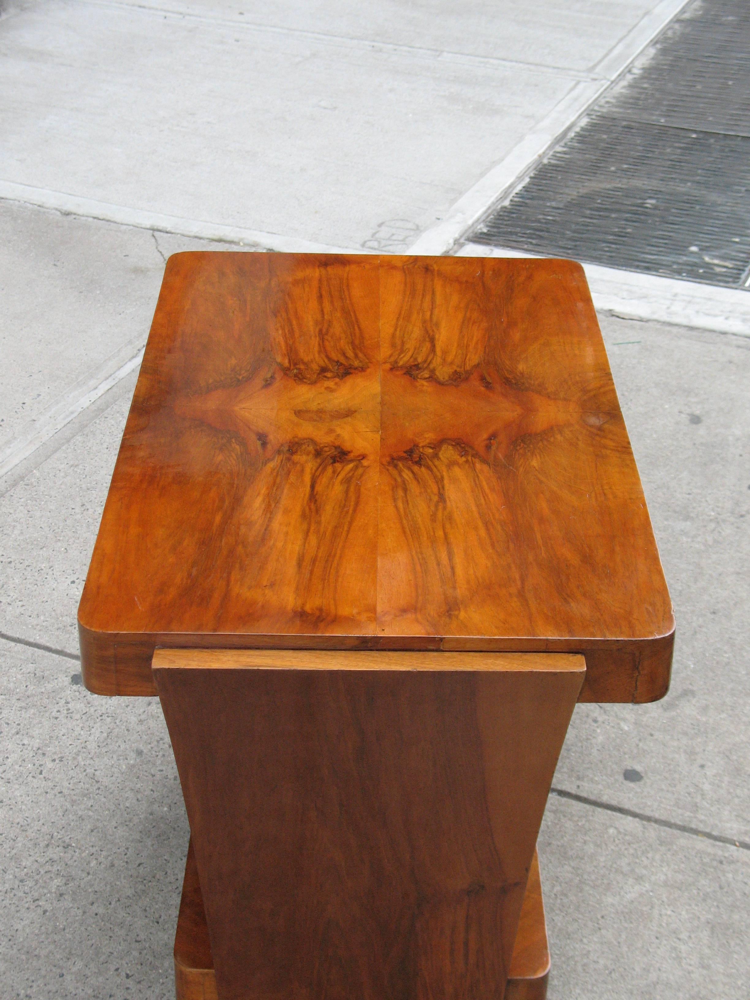 Veneer Unusually Designed French Mid-Century Modern Side Table For Sale