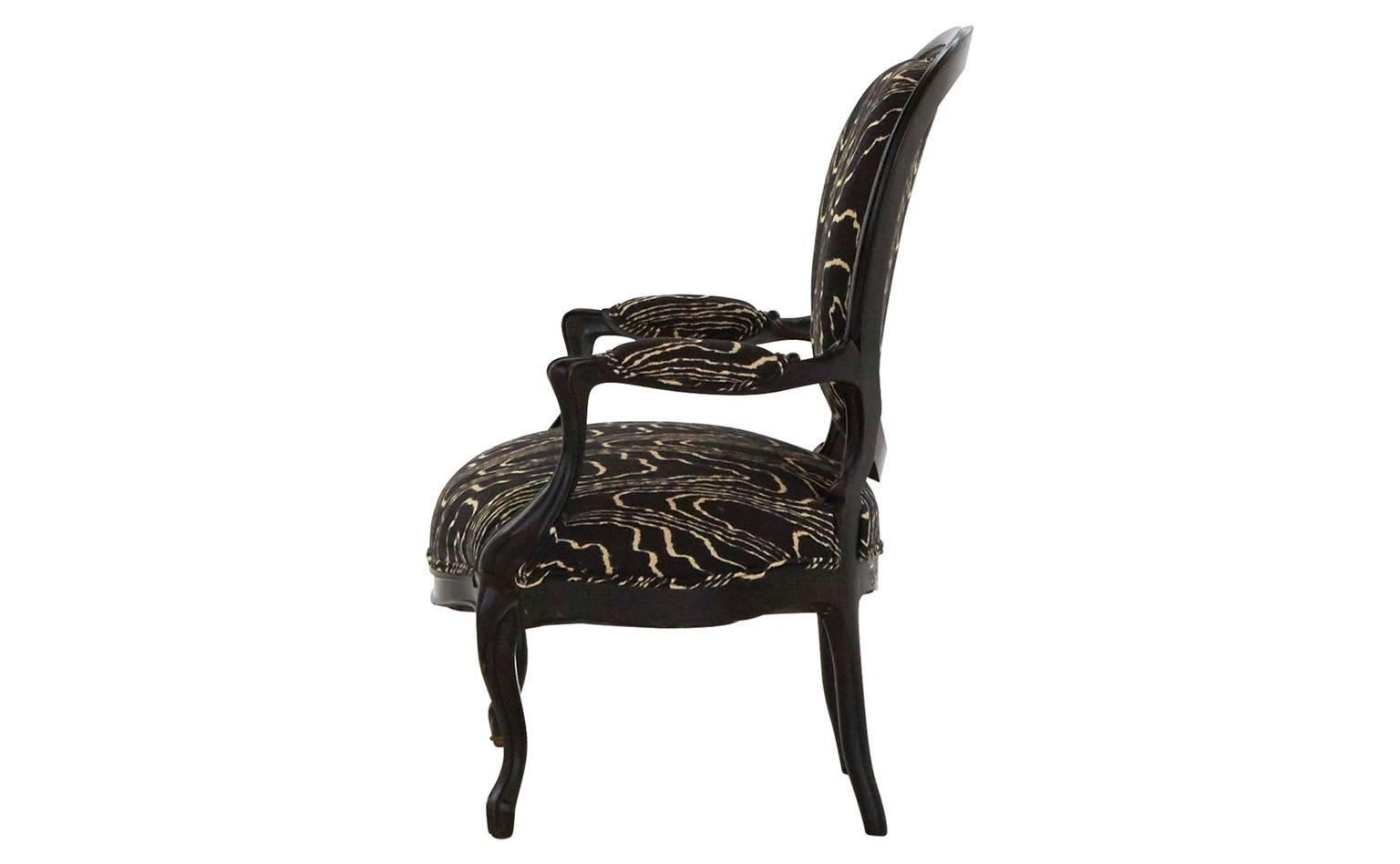 Reupholstered in Kelly Wearstler agate ebony linen.
Hand-painted ebony wood,
20th century,
France.
Set of two available (priced individually).

Dimensions:
Ooverall: 23" W x 21" D x 38" H. 
Seat height: 15.5" H.
Arm