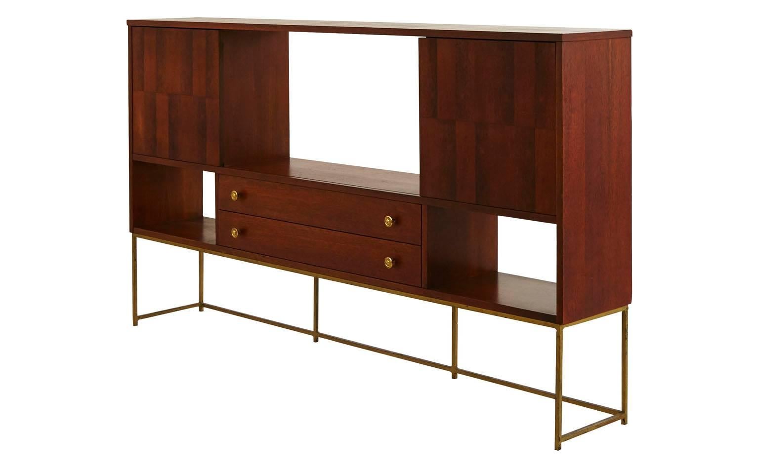 Midcentury Credenza In Good Condition In Chicago, IL