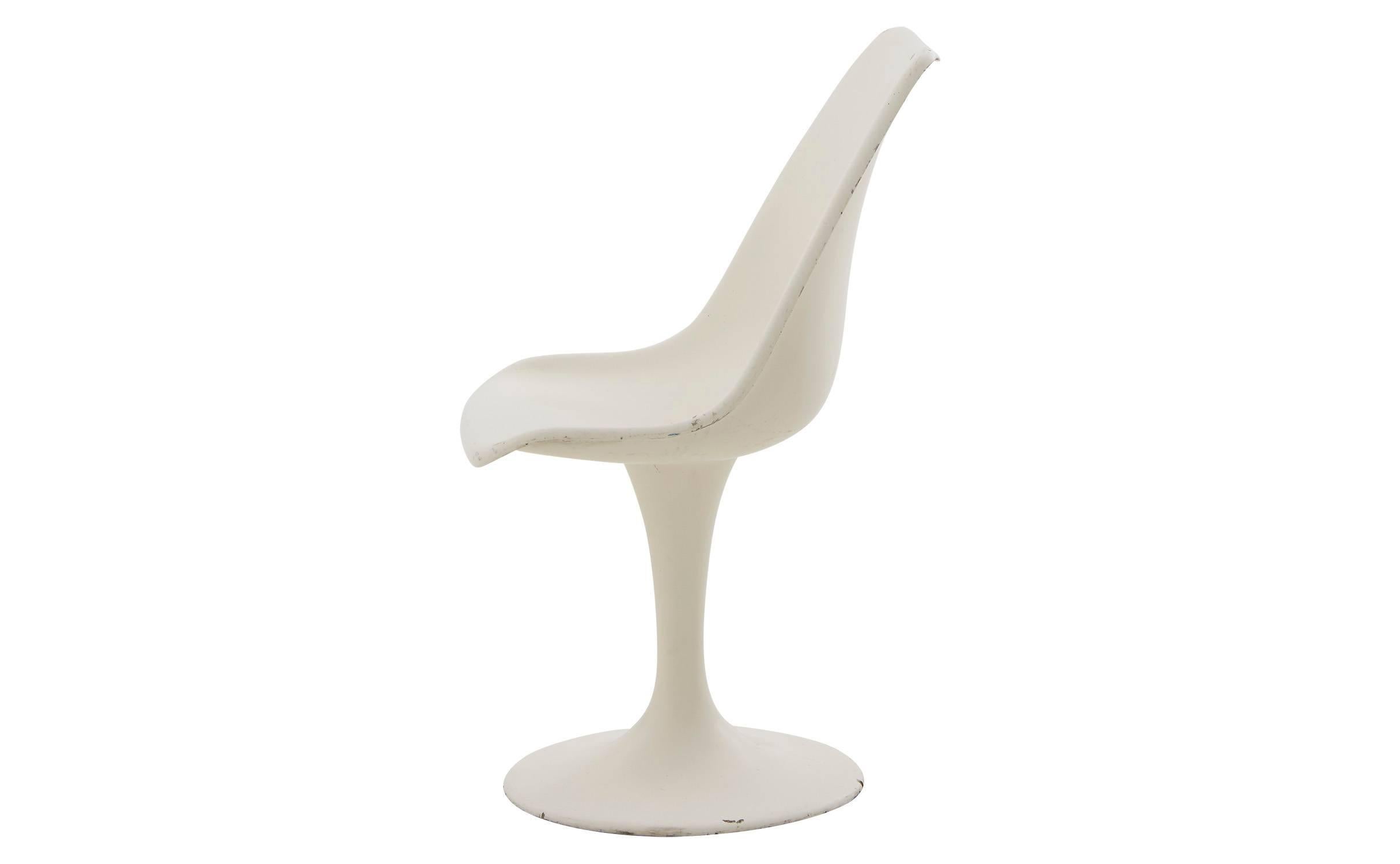 American Eero Saarinen Chair