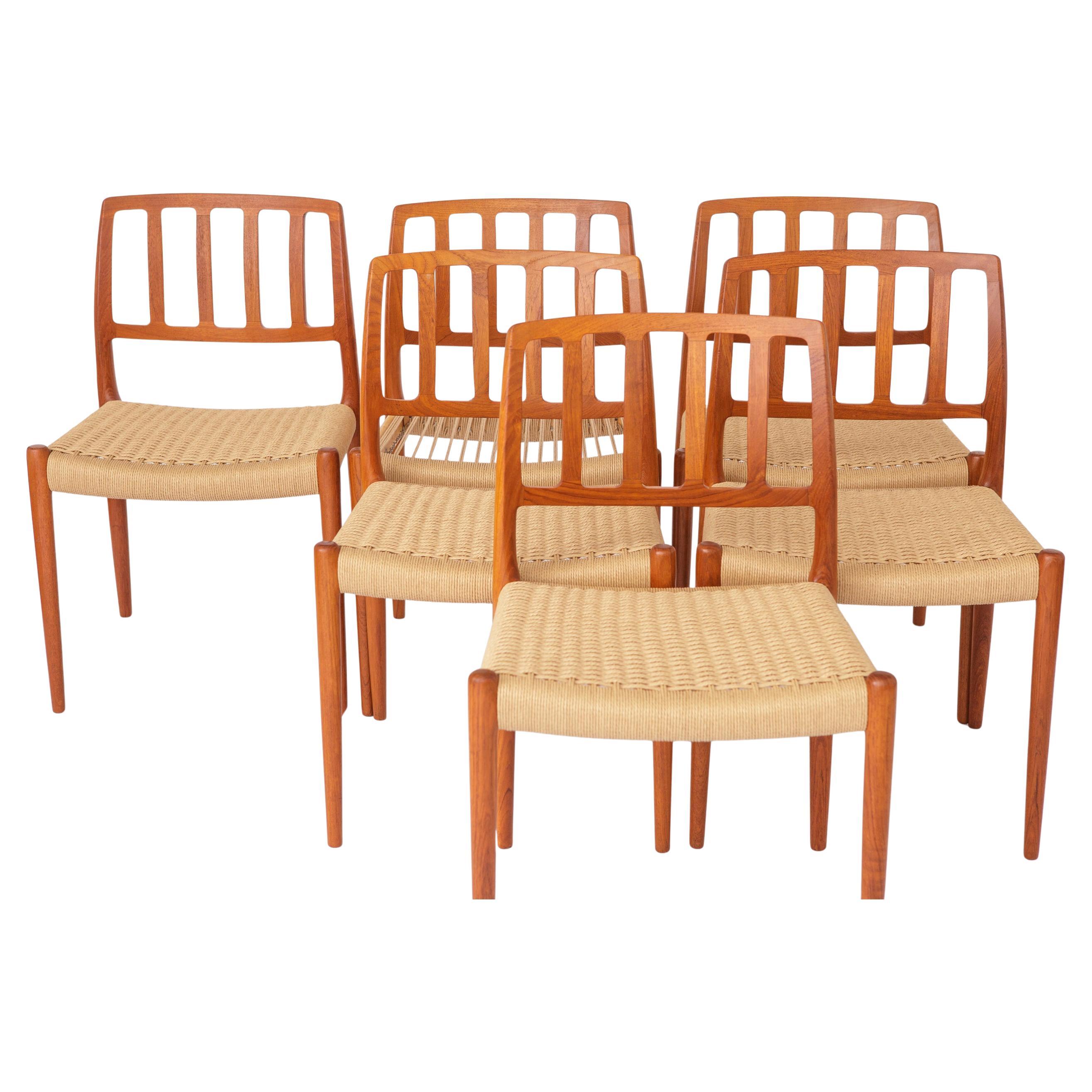 Ensemble de 6 chaises Niels Otto Møller Model 83 - Chaises de salle à manger danoises en teck, années 1970 en vente