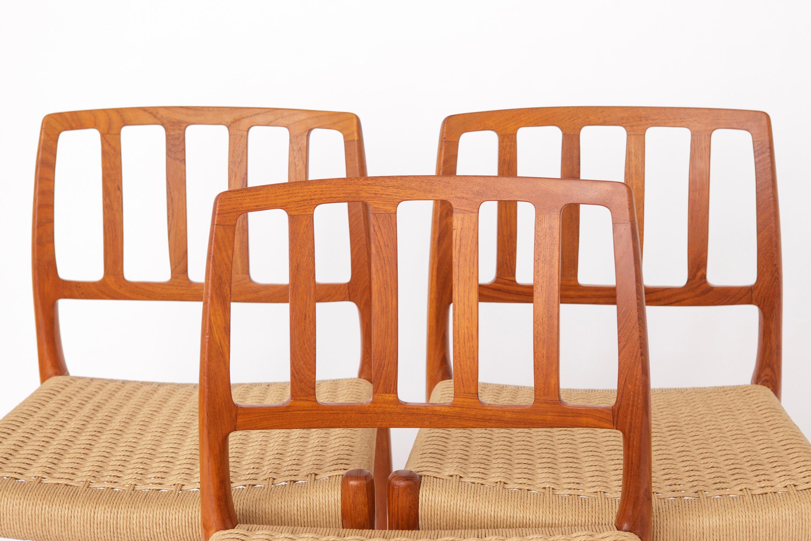 Ensemble de 6 chaises Niels Otto Møller Model 83 - Chaises de salle à manger danoises en teck, années 1970 Excellent état - En vente à Hannover, DE