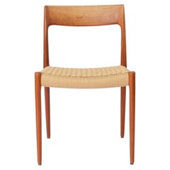 1 di 3 Sedia da pranzo in teak modello 77 di Niels Otto Møller, cordoncino danese, anni ’60