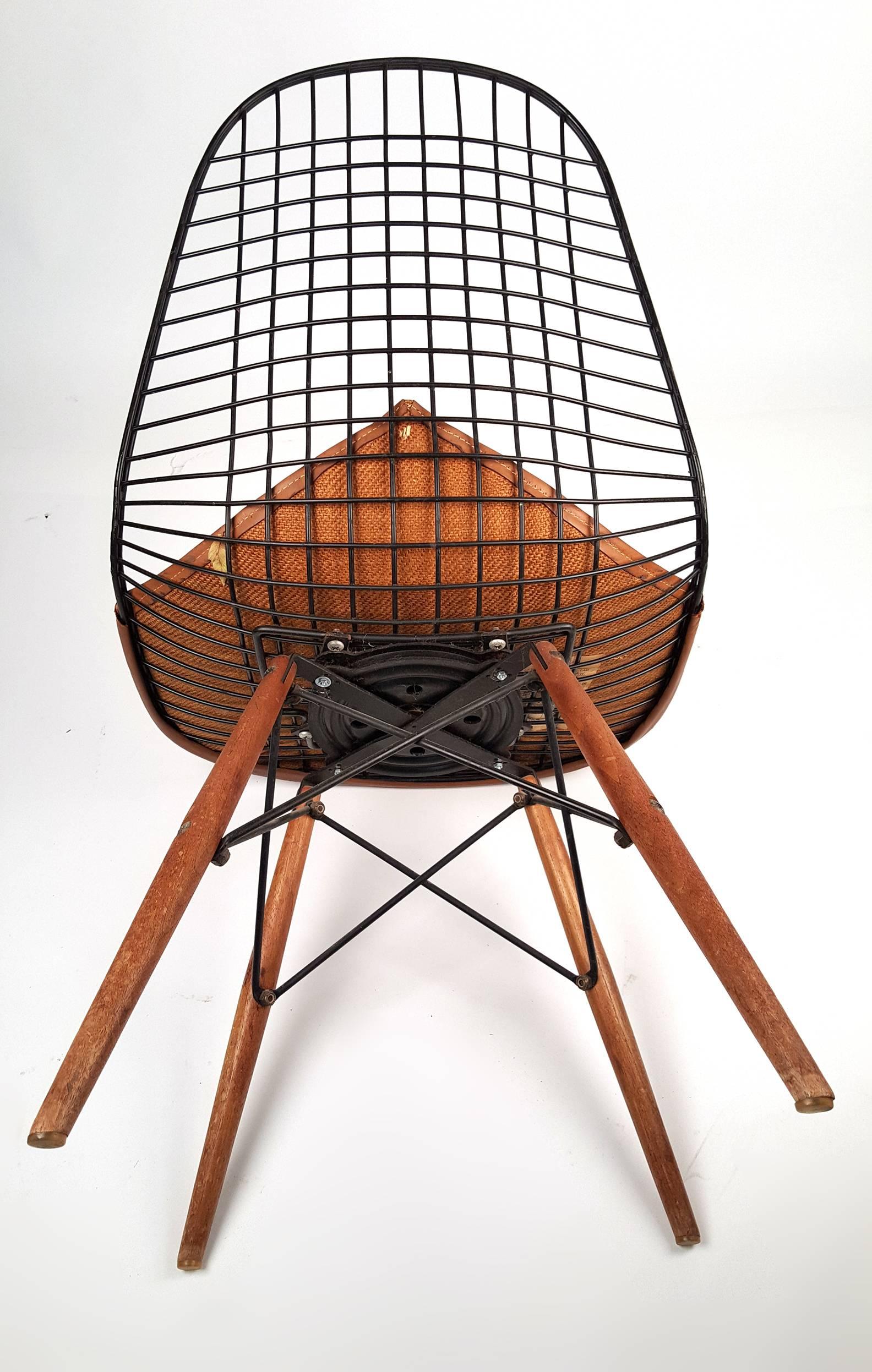 American Charles Eames PKW-2 Dowel Leg Swivel Chair 1950s