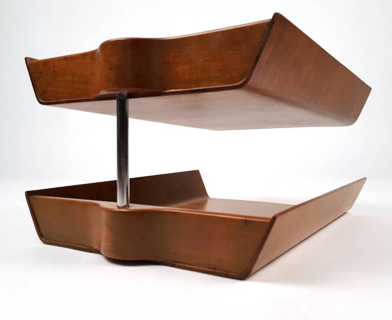 Florence Knoll Molded Plywood Architectural Letter Tray For At Early Florence Knoll Molded Teak Plywood Letter Tray Excellent Condition With 1950s Label Intact