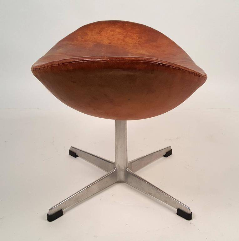 Arne Jacobsen Cognac Leather Egg Chair and Ottoman for ...