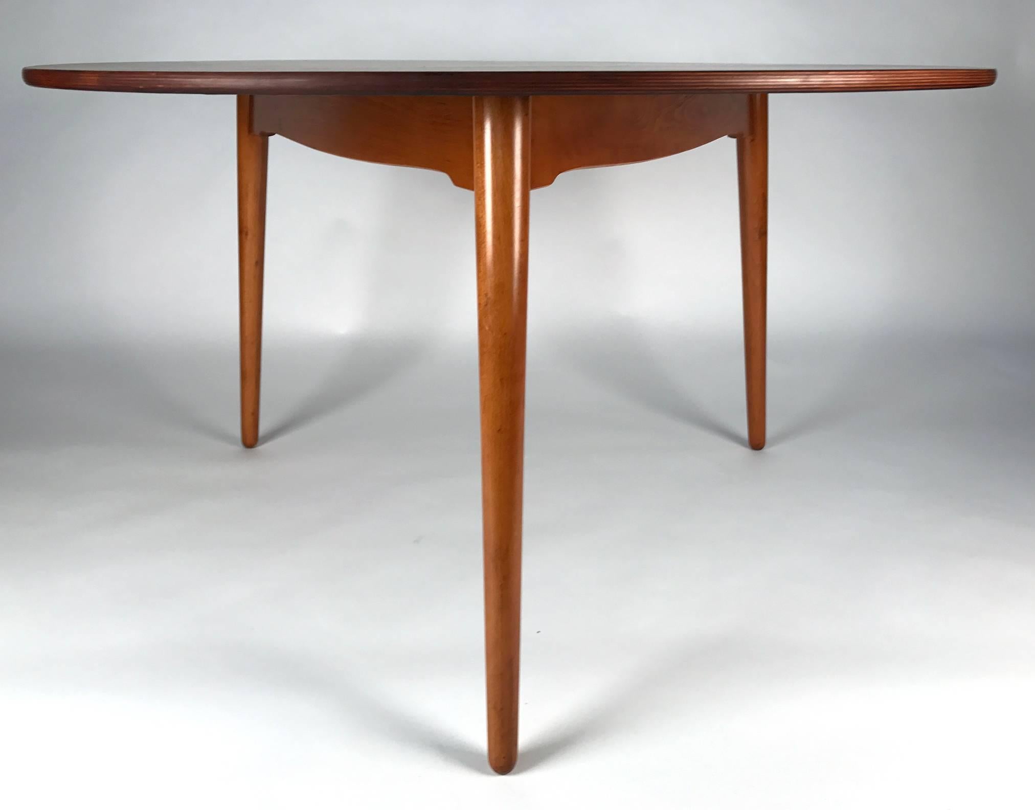 hans wegner table and chairs