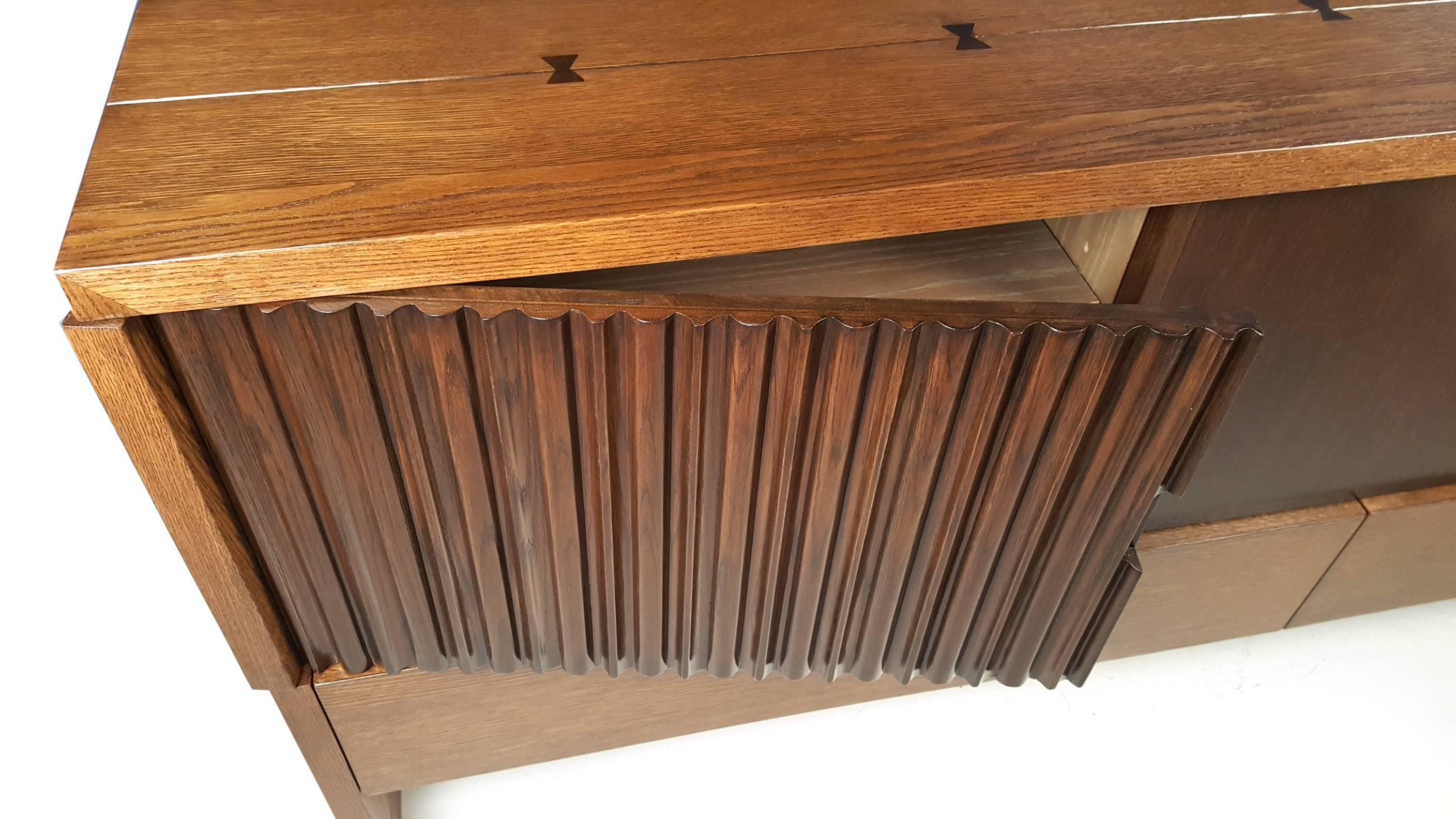 Oak & Walnut Credenza with Butterfly Joinery by Harold Schwartz for Romweber  In Excellent Condition In Dallas, TX