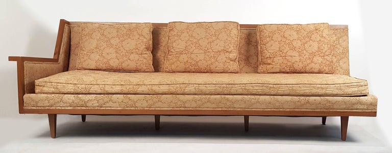 Mid Century Modern Designer Sectional Sofa By Widdicomb For At American Mid Century Modern Designer Sectional Sofa By Widdicomb For