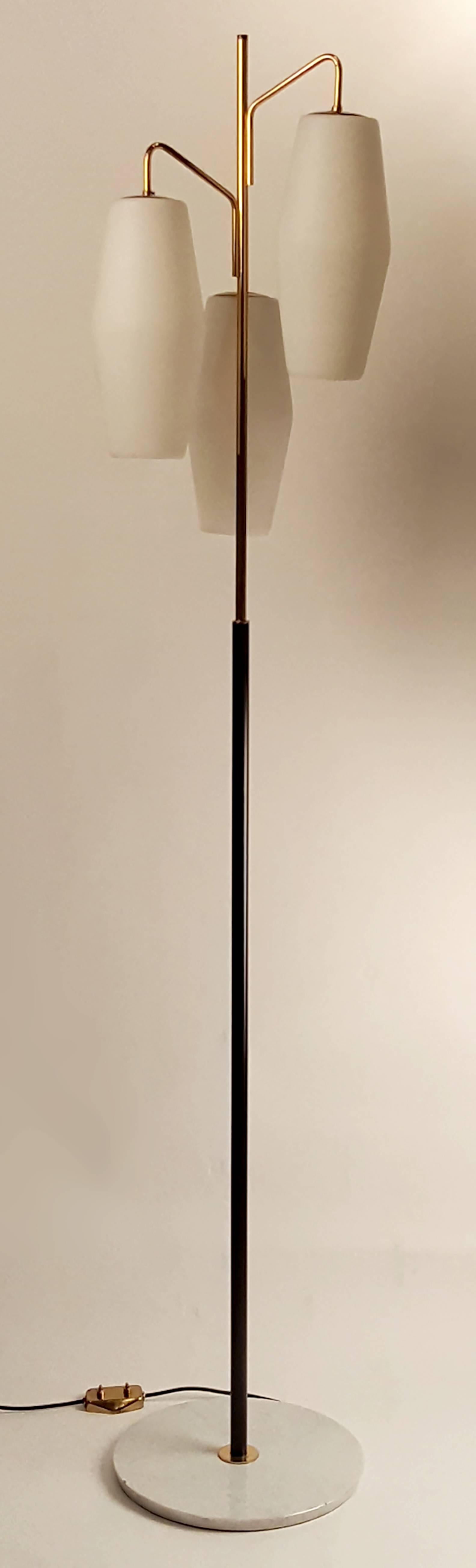 Mid-Century Modern Italian Modernist Stilnovo Floor Lamp with Frosted Glass Shades and Marble Base