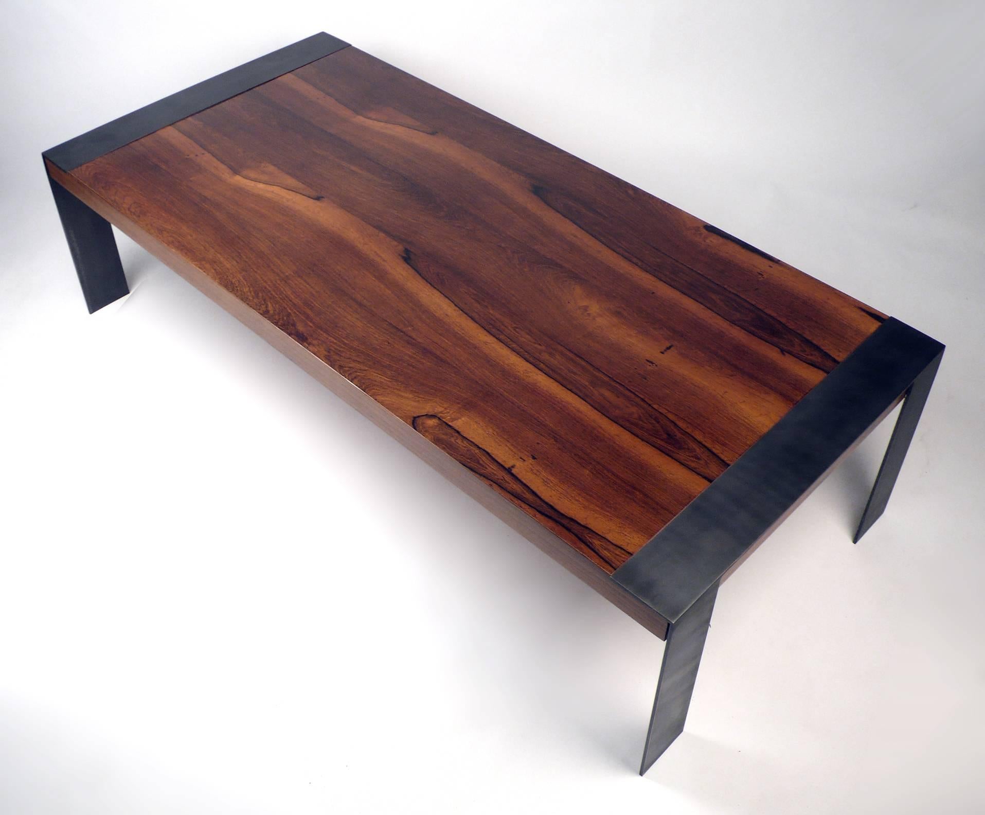 American Coffee Table in the Style of Milo Baughman