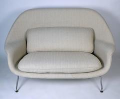 Womb Sofa by Eero Saarinen for Knoll