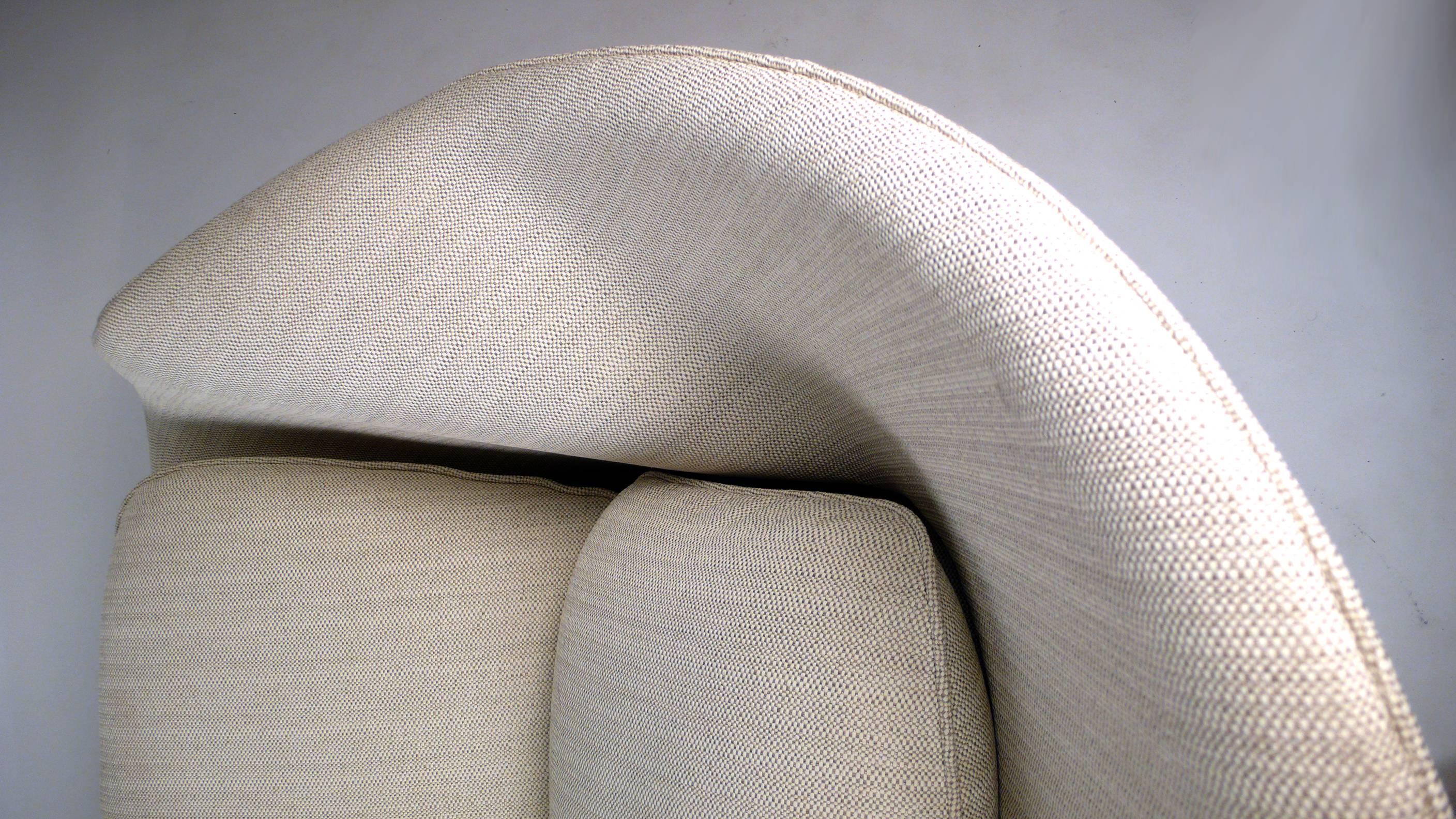 Metalwork Womb Sofa by Eero Saarinen for Knoll