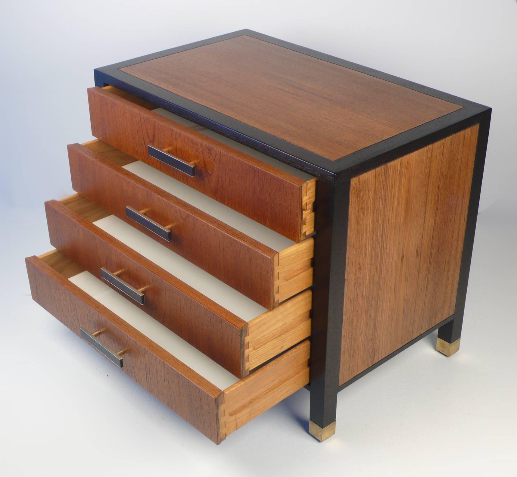 Mid-20th Century Harvey Probber Chest Nightstand