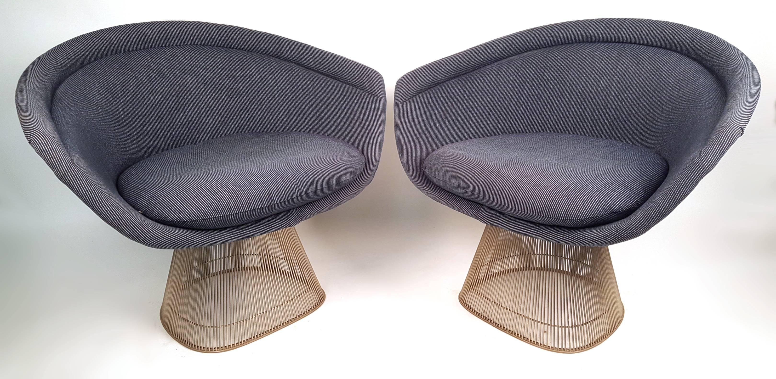 Lounge chairs designed by Warren Platner, 1966 for Knoll. Chairs are in very good condition with nickel-plated wire construction.